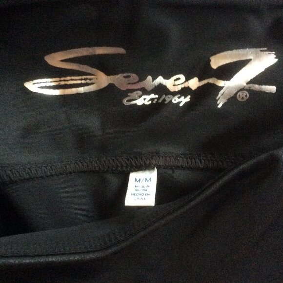 Seven7 Black Faux Leather Ultra High Rise Sculpting Vegan Legging Size Medium - Picture 3 of 6